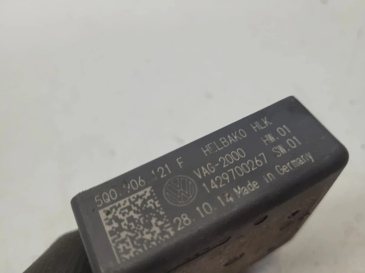 STEROWNIK POMPY PALIWA AUDI VOLKSWAGEN SEAT SKODA 5Q0906121F