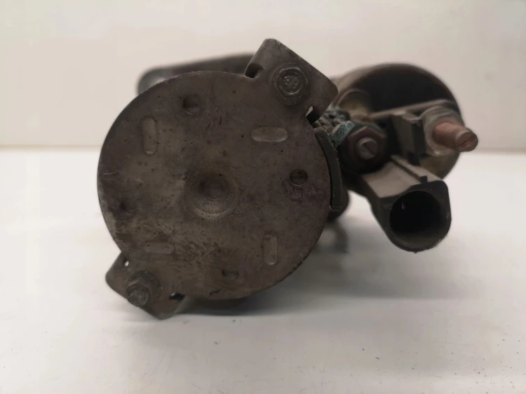 ROZRUSZNIK AUDI VW SEAT 1.6 1.8 02M911023M *19*