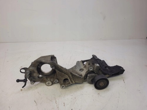 ŁAPA ALTERNATORA AUDI VW 03L903143D ORYGINAŁ !
