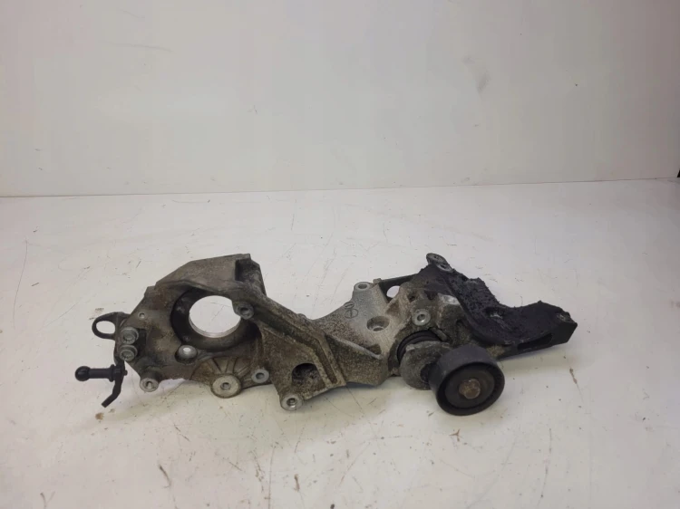ŁAPA ALTERNATORA AUDI VW 03L903143D ORYGINAŁ !
