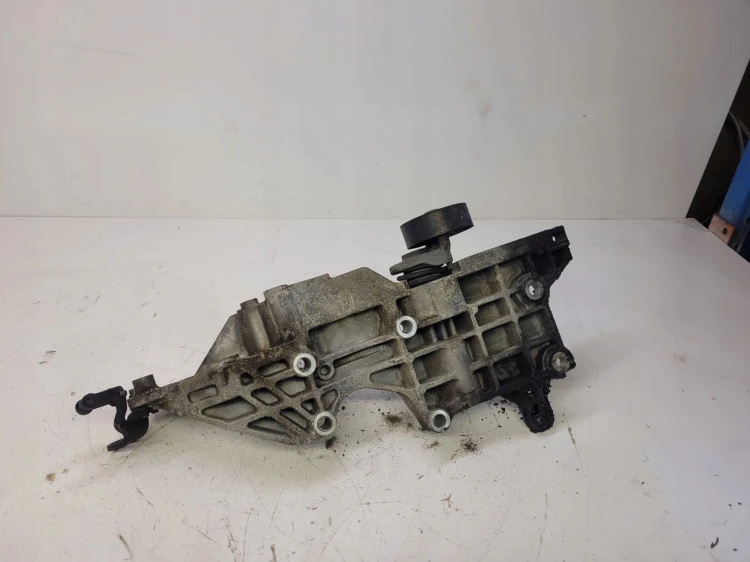 ŁAPA ALTERNATORA AUDI VW 03L903143D ORYGINAŁ !