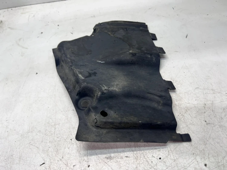 OSŁONA PŁYTA PODWOZIA PRAWY PRZÓD MAŁA AUDI Q5 FY 80A825202A 51/26