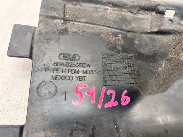 OSŁONA PŁYTA PODWOZIA PRAWY PRZÓD MAŁA AUDI Q5 FY 80A825202A 51/26