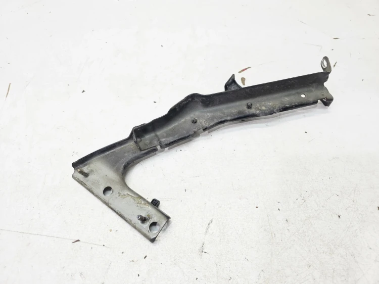 WSPORNIK MOCOWANIE BŁOTNIKA LEWY PRZÓD AUDI A5 8T 8T0821135