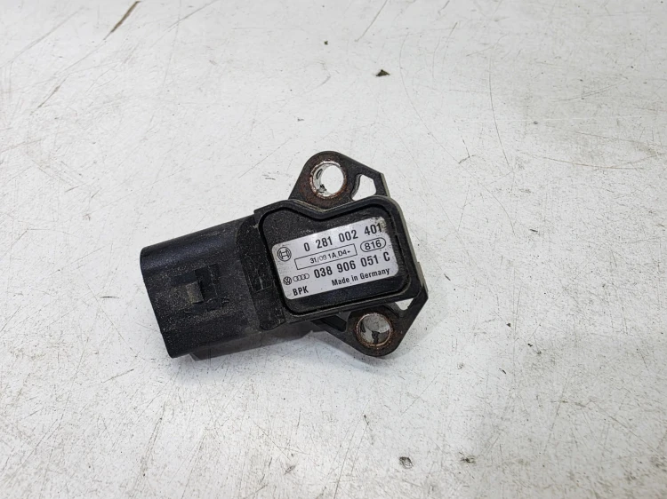 CZUJNIK CIŚNIENIA DOŁADOWANIA AUDI VOLKSWAGEN SEAT SKODA 038906051C