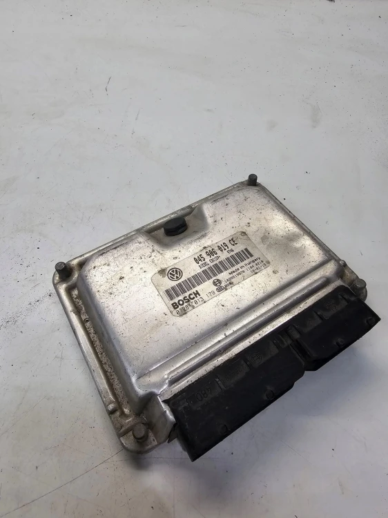 KOMPUTER STEROWNIK SILNIKA AUDI VW SEAT SKODA 045906019CE