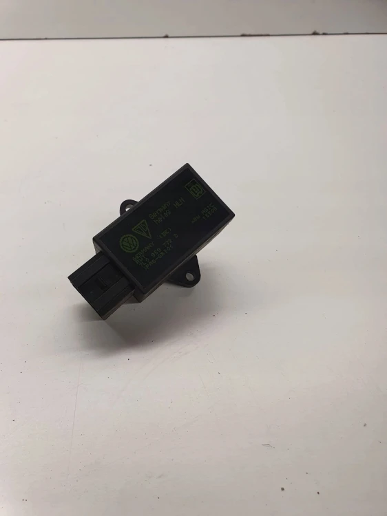 MODUŁ STEROWNIK FOTELA AUDI A3 VW SKODA 4L0959772D