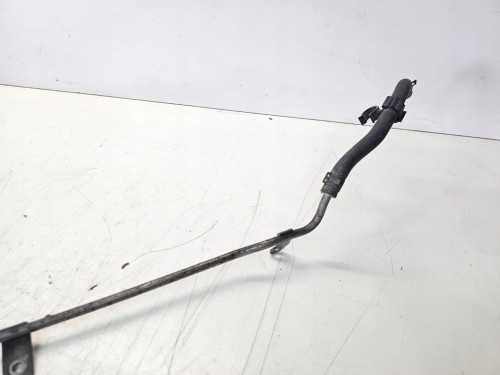 RURA PRZEWÓD WODY AUDI VW A4 B8 1.8 TFSI 2.0 TFSI 06J121075F