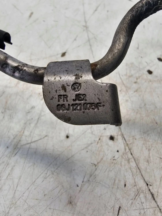 RURA PRZEWÓD WODY AUDI VW A4 B8 1.8 TFSI 2.0 TFSI 06J121075F