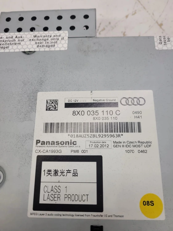 ZMIENIARKA CD AUDI A4 B8 A5 Q5 A1 A3 A6 8X0035110C