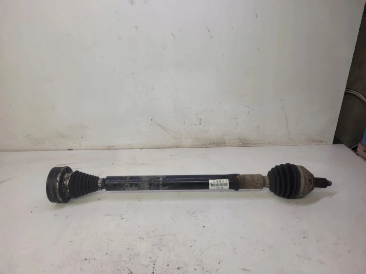 PÓŁOŚ PRAWA PRZEDNIA AUDI VW SEAT 6R0407762A