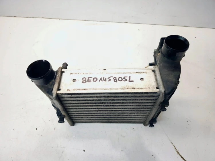 CHŁODNICA POWIETRZA INTERCOOLER LEWY AUDI A4 B6 1.8T TURBO 8E0145805L