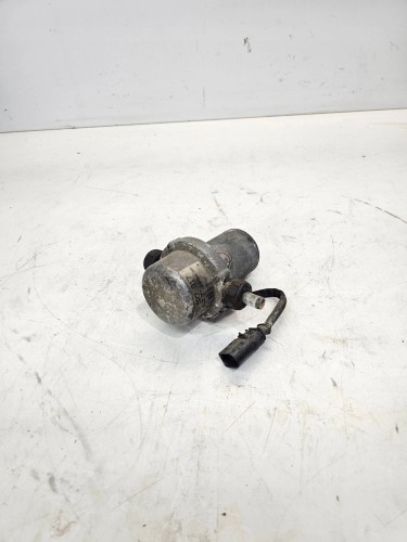 POMPA HAMULCOWA DODATKOWA AUDI A4 B6 B7 8E0927317H