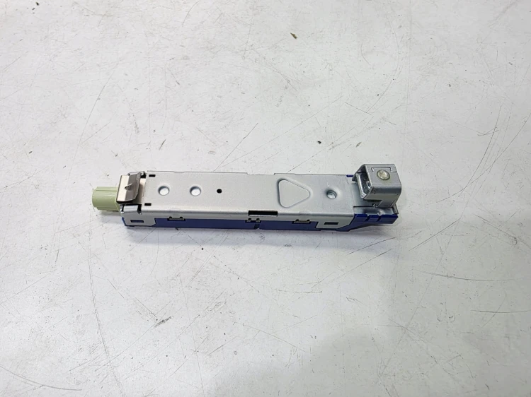 WZMACNIACZ MODUŁ ANTENOWY AUDI A4 B9 A5 F5 8W9035225M