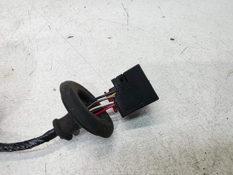LUSTERKO ZEWNĘTRZNE LEWE AUDI A3 8V 8V3 8V4 LY9K 6 PIN