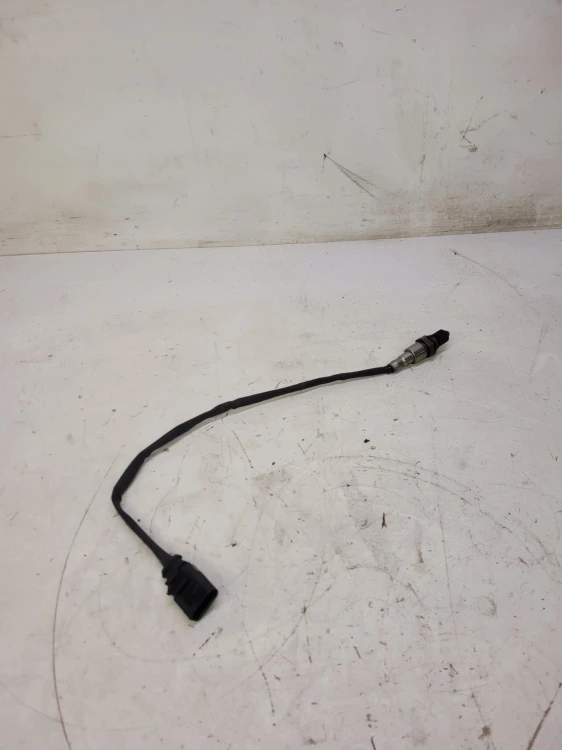CZUJNIK TEMPERATURY SPALIN AUDI A4 Q7 4M0906262E