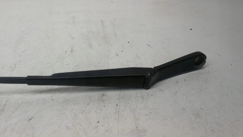 RAMIĘ WYCIERACZKI LEWE AUDI A6 C7 A7 4G1955407B