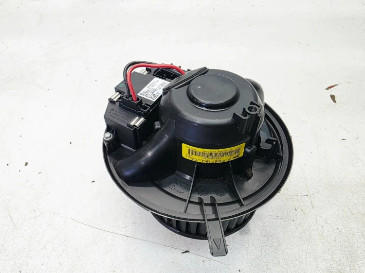 WENTYLATOR DMUCHAWA NAGRZEWNICY AUDI VOLKSEAGEN SEAT SKODA 1K1820015F
