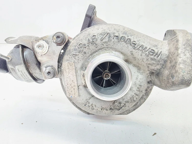 TURBOSPRĘŻARKA TURBO TURBINA AUDI A4 B8 A5 Q5 A6 C7 2.0 TDI CGLC 03L145721B
