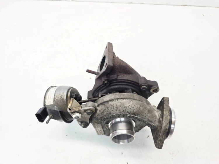 TURBOSPRĘŻARKA TURBO TURBINA AUDI A4 B8 A5 Q5 A6 C7 2.0 TDI CGLC 03L145721B