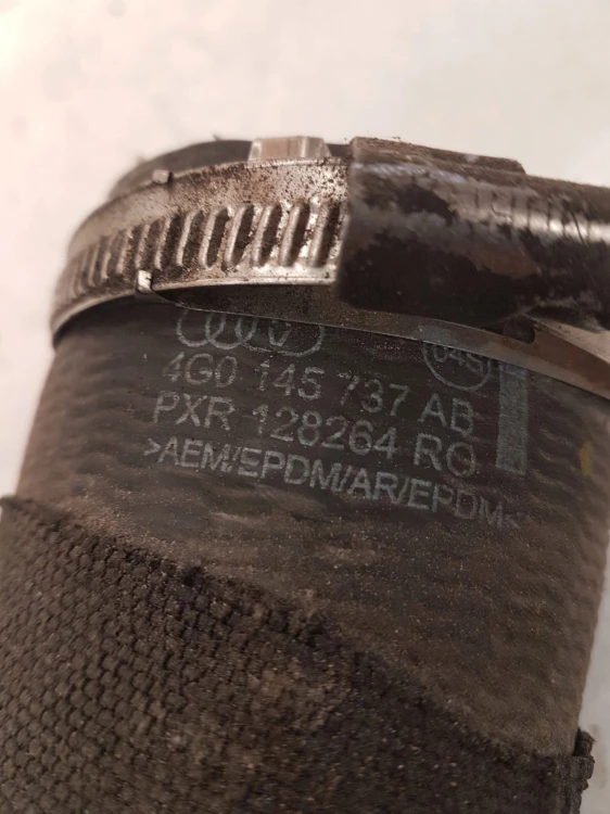 RURA WĄŻ INTERCOOLERA AUDI A6 C7 3.0 4G0145737AB