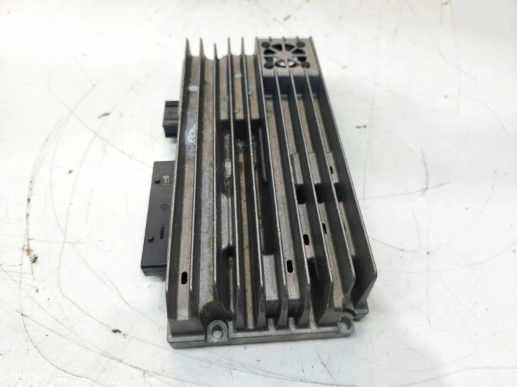WZMACNIACZ RADIA BANG OLUFSEN AUDI A4 B8 A5 8T Q5 8T0035223AN 8T0035223AK