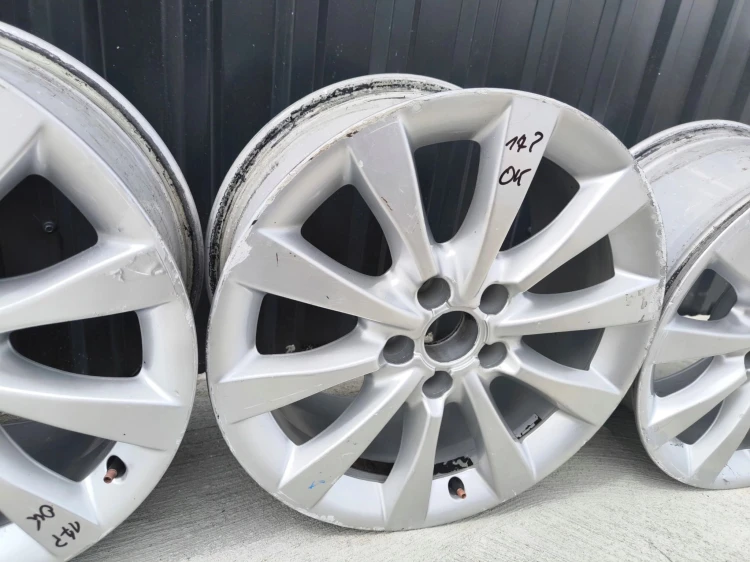 FELGA FELGI VW AUDI A4 A5 A6 ITP 8.0J R17 ET39 4G0601025AG *17P*