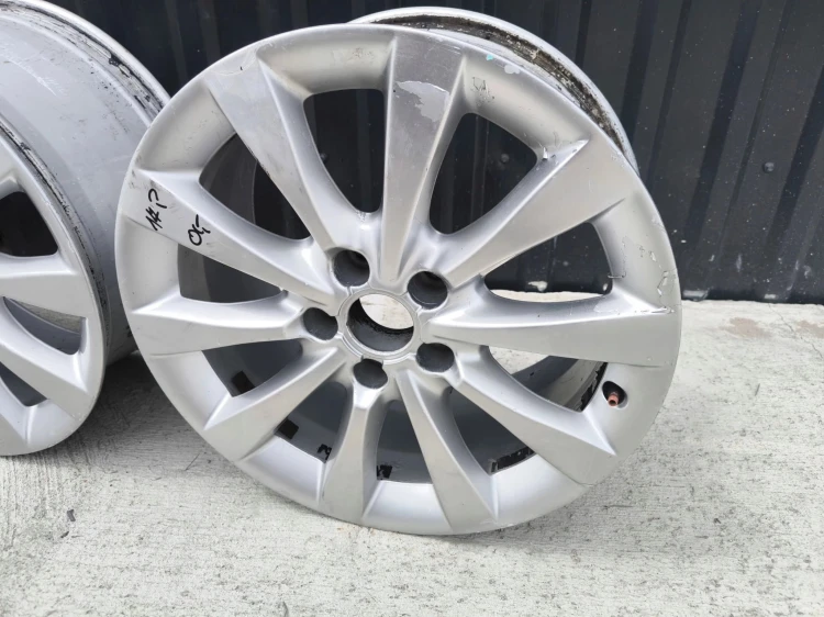 FELGA FELGI VW AUDI A4 A5 A6 ITP 8.0J R17 ET39 4G0601025AG *17P*