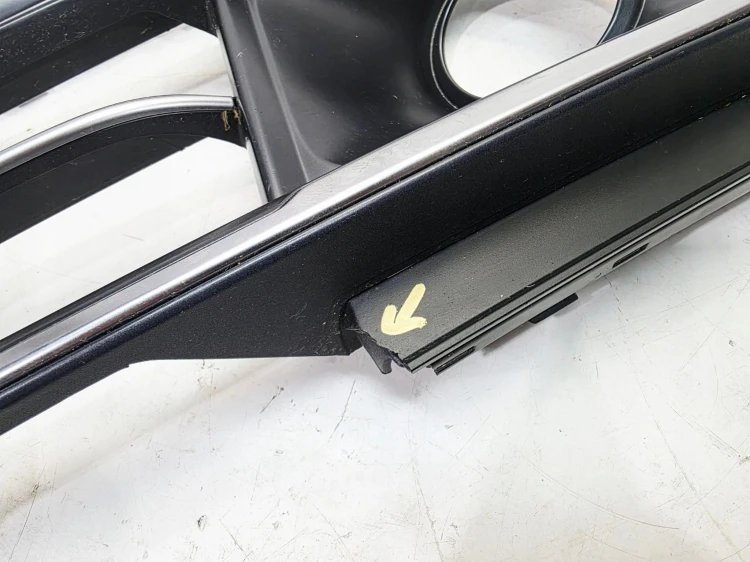 KRATKA ATRAPA ZDERZAKA LEWA AUDI Q5 FY S LINE 80A807681E