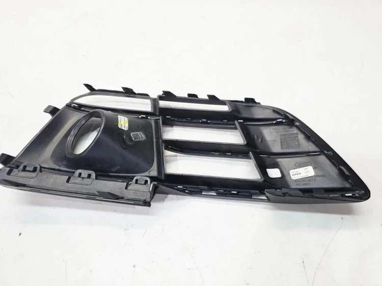 KRATKA ATRAPA ZDERZAKA LEWA AUDI Q5 FY S LINE 80A807681E