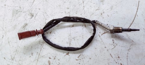 CZUJNIK TEMPERATURY SPALIN AUDI A4 A5 8W0906088R