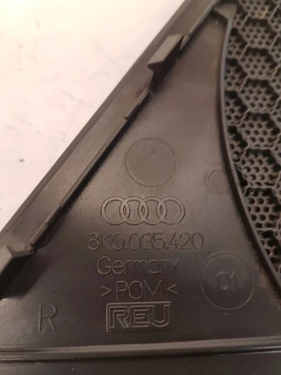MASKOWNICA GŁOŚNIKA AUDI A4 B8 8K0035420