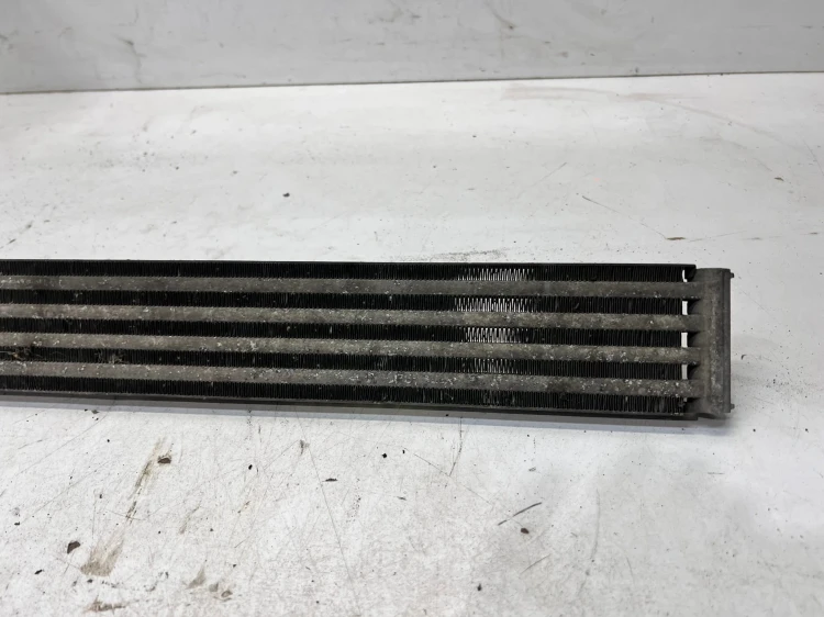 CHŁODNICA OLEJU AUDI Q7 4L 7L8422885