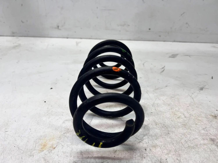 SPRĘŻYNA TYŁ TYLNA LEWA LUB PRAWA AUDI TTS TT 12MM X 284MM