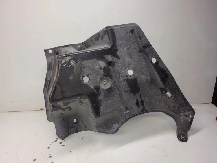 OSŁONA PODWOZIA LEWA AUDI A6 C7 4G0825219B