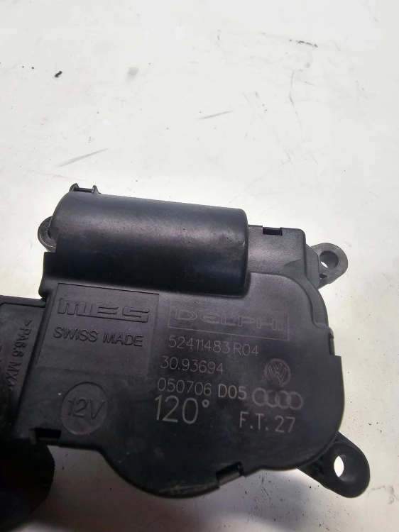 SILNICZEK NAGRZEWNICY AUDI Q7 4L VW 7L0907511AD