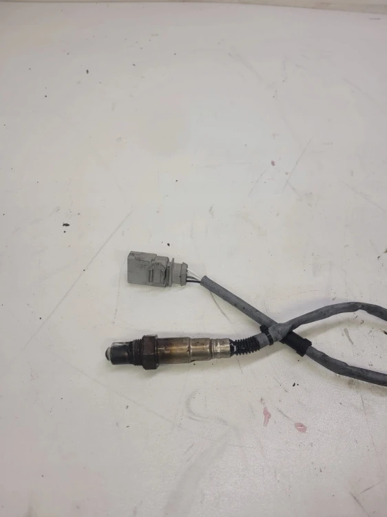 CZUJNIK TEMPERATURY SPALIN AUDI VW 8K0906262