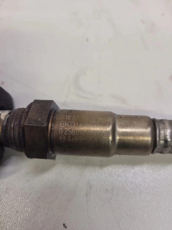CZUJNIK TEMPERATURY SPALIN AUDI VW 8K0906262