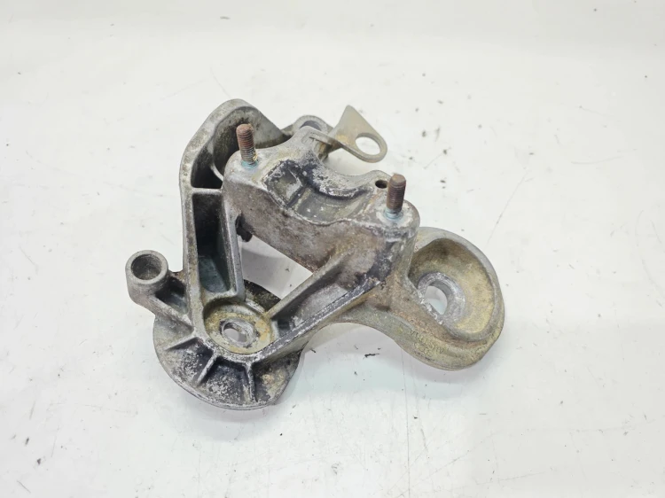 ŁAPA MOCOWANIE PODUSZKI SILNIKA LEWA AUDI A4 B6 B7 8E0199351K