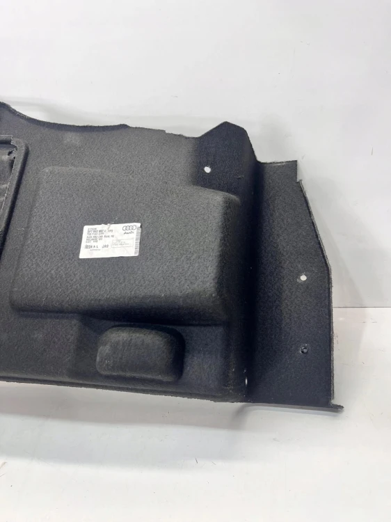 BOCZEK BAGAŻNIKA PRAWY AUDI A3 CABRIO 8P7863880D 1F9