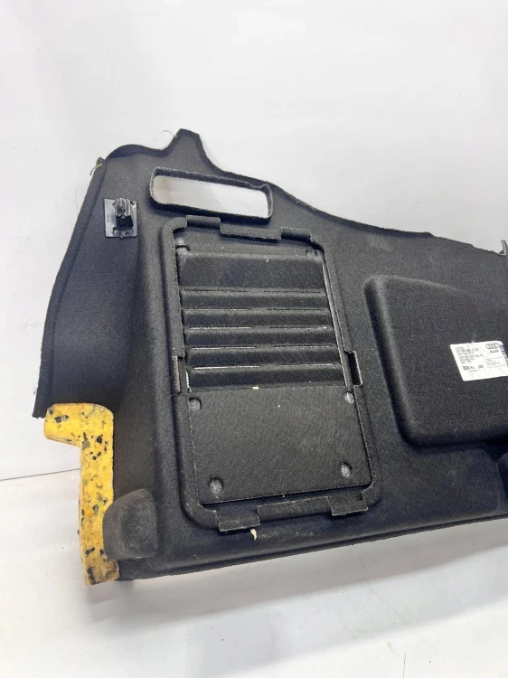 BOCZEK BAGAŻNIKA PRAWY AUDI A3 CABRIO 8P7863880D 1F9
