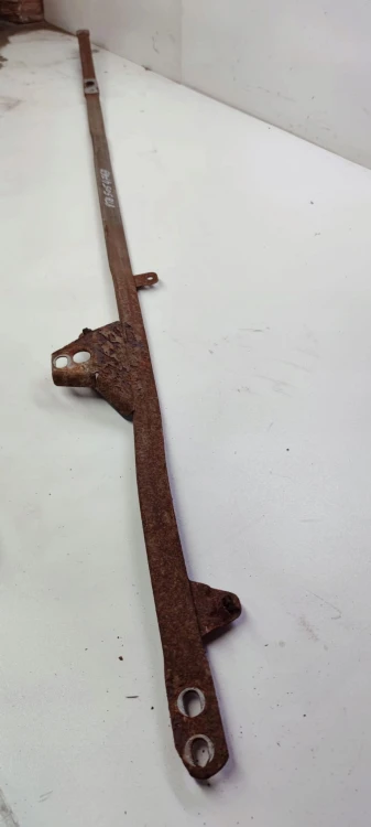 WZMOCNIENIE PODWOZIA PRAWE AUDI A5 8T8505476B