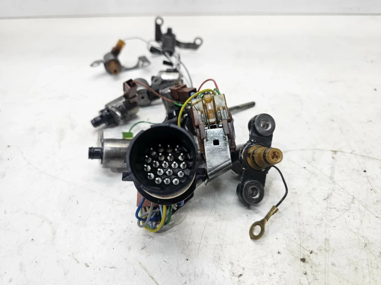 ZAWÓ ZAWORY ELEKTROMAGNETYCZNE SKRZYNI BIEGÓW VW SHARAN II DQ200
