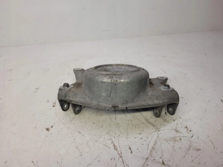 MOCOWANIE GÓRNE AMORTYZATORA AUDI Q5 8R 8R0412383