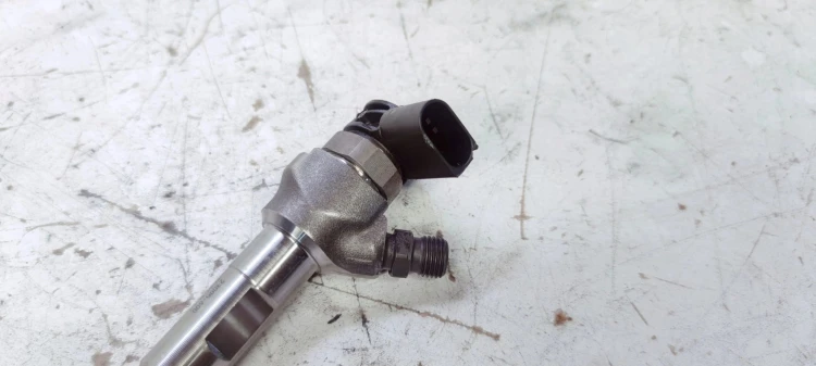 WTRYSKIWACZ WTRYSK AUDI A6 C8 2.0 DFB 05L130277L