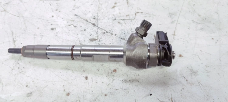 WTRYSKIWACZ WTRYSK AUDI A6 C8 2.0 DFB 05L130277L