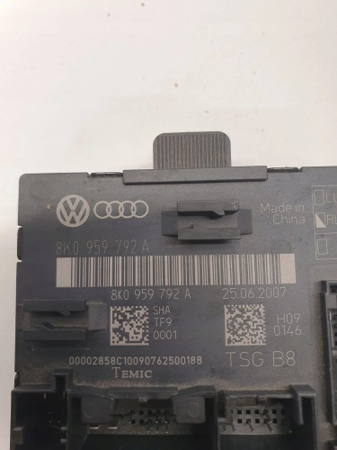 MODUŁ STEROWNIK DRZWI AUDI A4 B8 A5 Q5 8K0959792A