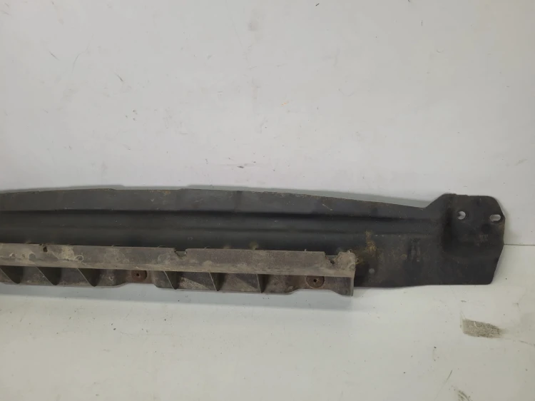 LISTWA BELKA PASA PRZEDNIEGO AUDI Q7 4L 4L0805551A