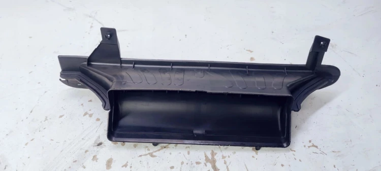 WYLOT KRATKA POWIETRZA AUDI A4 B6 CABRIO 8H1858431