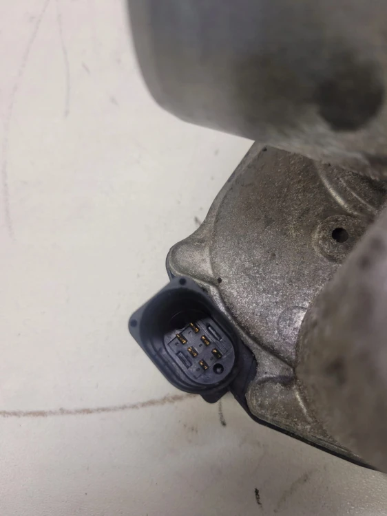 PRZEPUSTNICA AUDI VW SEAT SKOD 1.4 TFSI 03C133062C